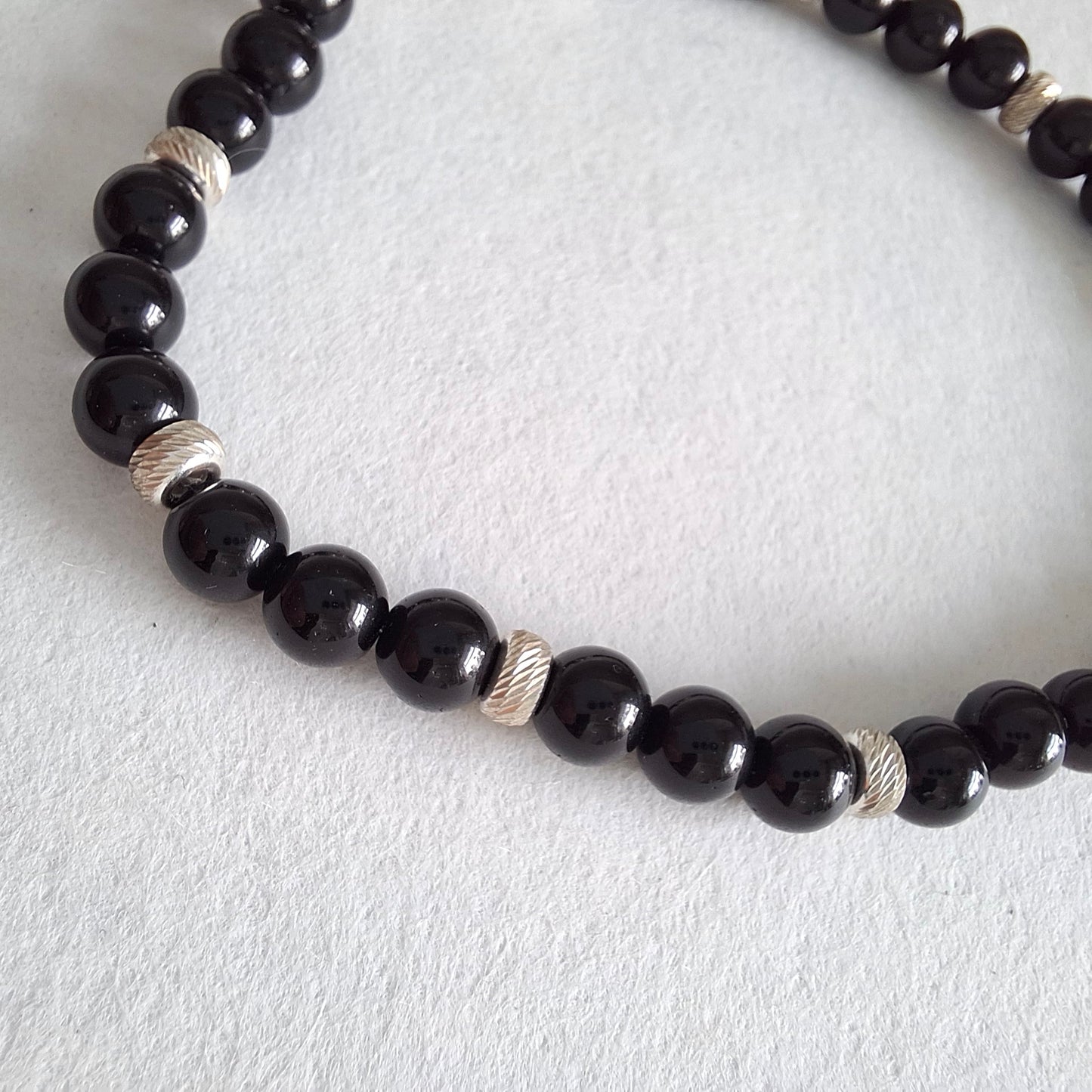 Gucci Black Onyx Boule Bead Bracelet with Diamond Cut Silver Beads