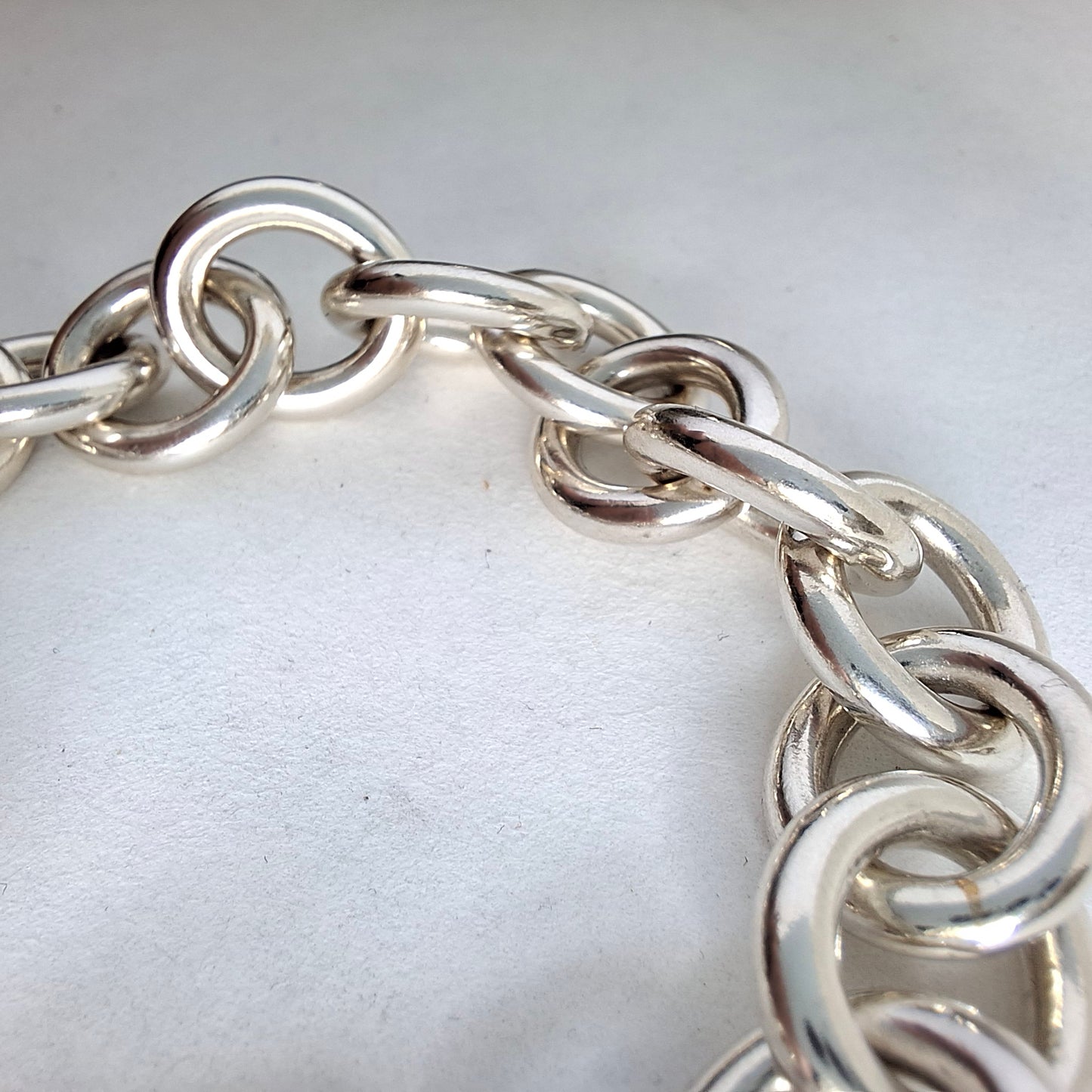 Tiffany & Co Sterling Silber Open Heart Love Lock Herzverschluss Armband mit großen 14mm Kettengliedern