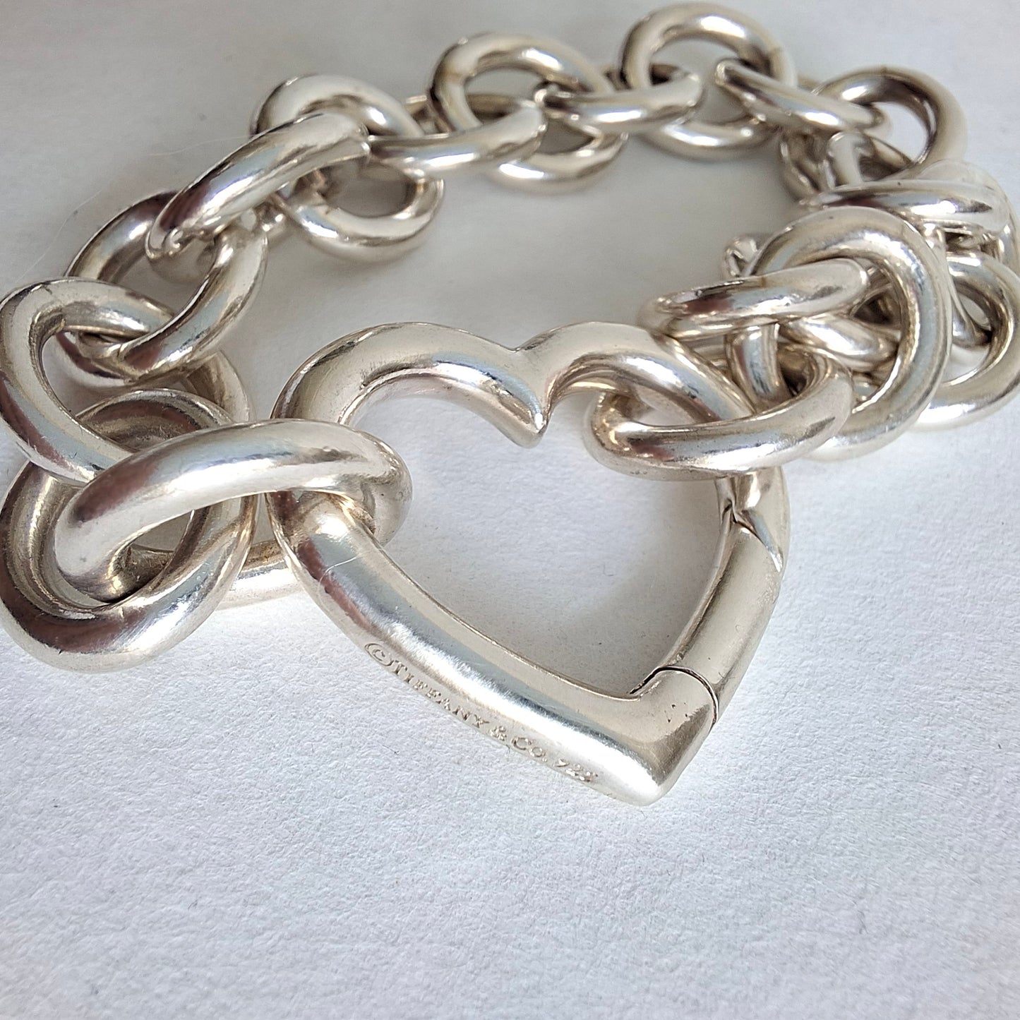 Tiffany & Co Sterling Silber Open Heart Love Lock Herzverschluss Armband mit großen 14mm Kettengliedern