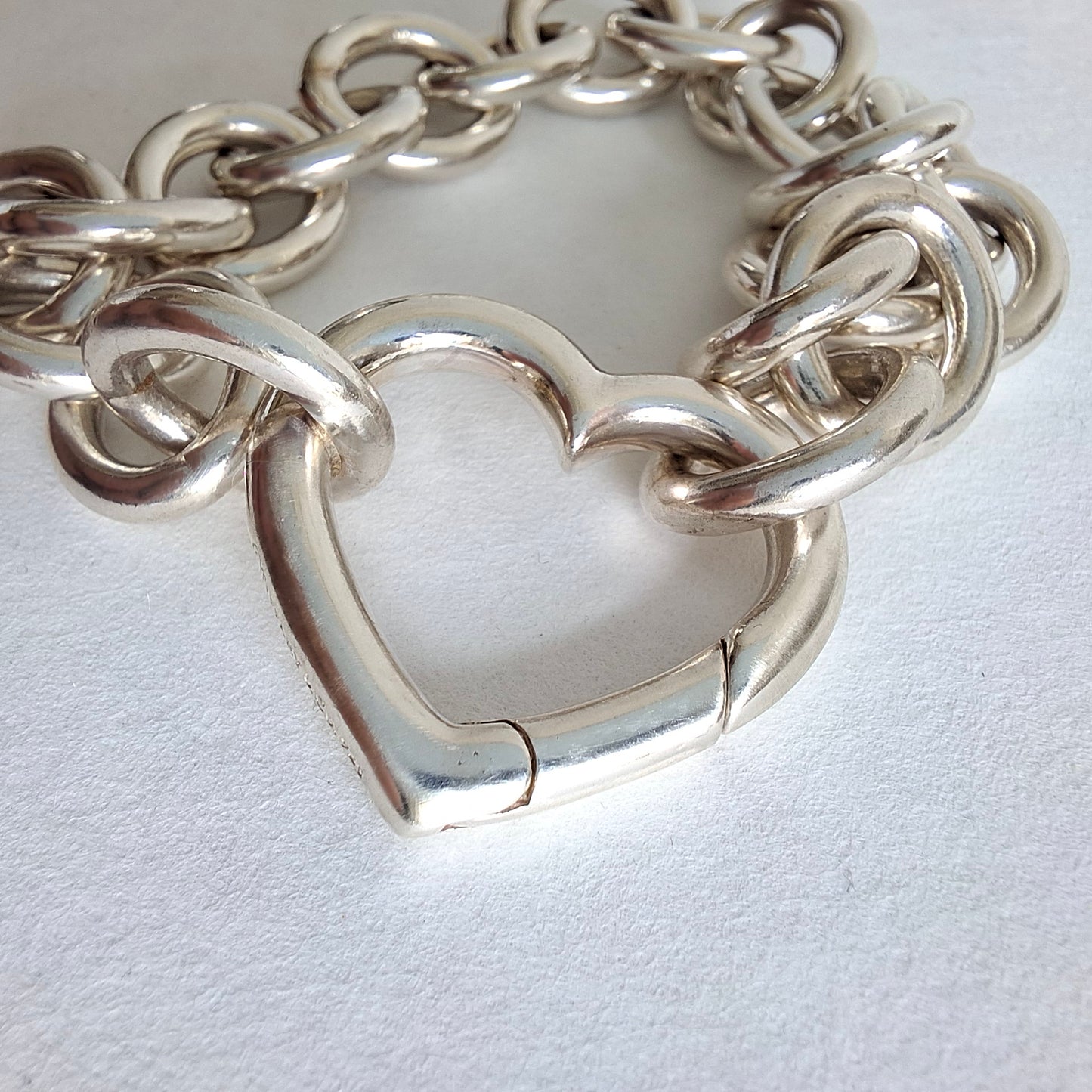 Tiffany & Co Sterling Silber Open Heart Love Lock Herzverschluss Armband mit großen 14mm Kettengliedern