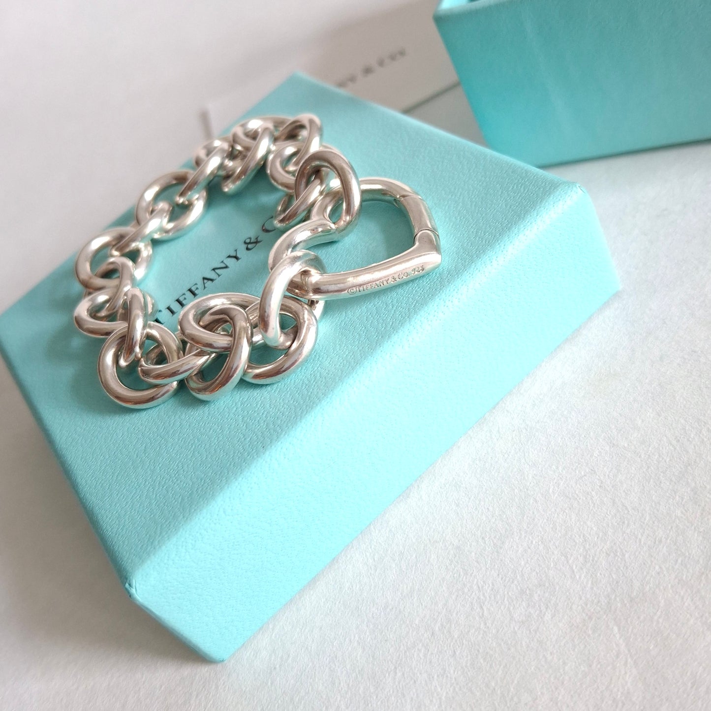 Tiffany & Co Sterling Silber Open Heart Love Lock Herzverschluss Armband mit großen 14mm Kettengliedern
