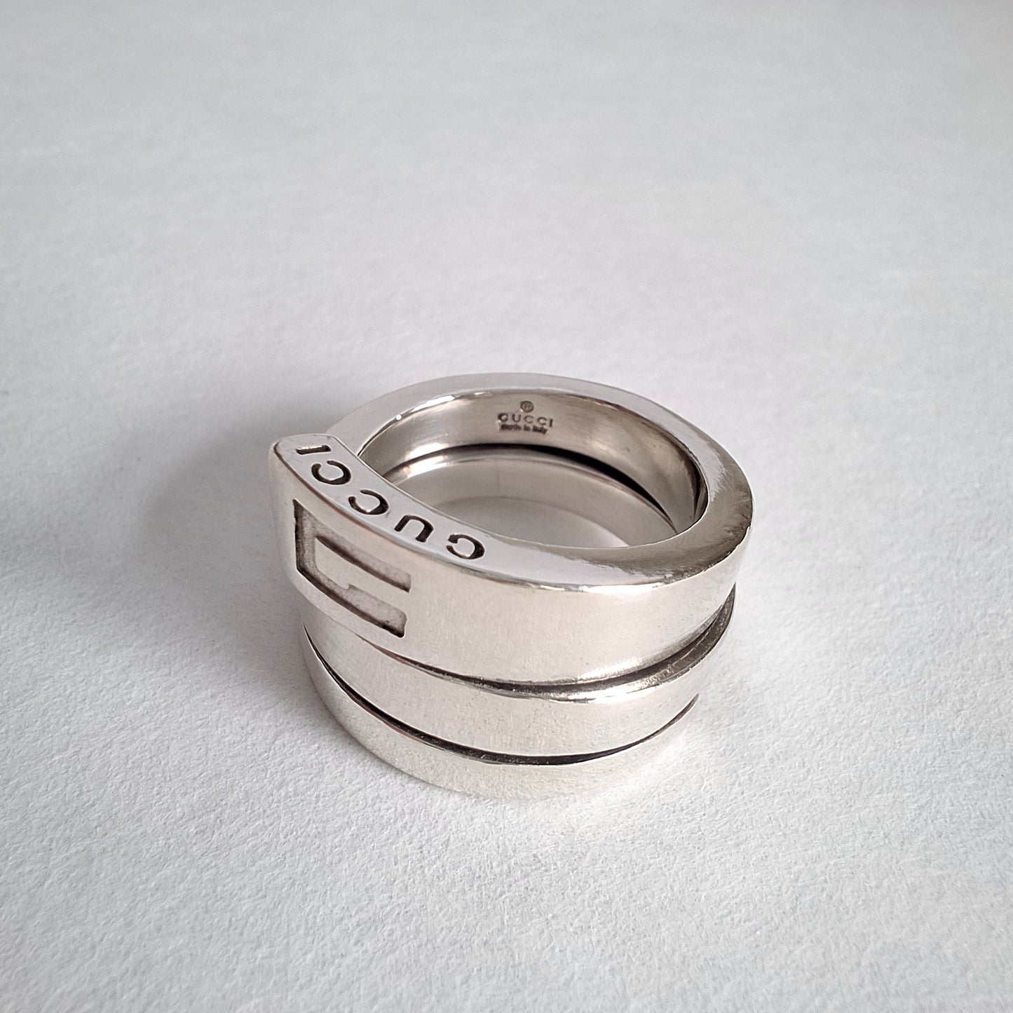 Vintage Gucci Markenzeichen Logo Spiralring aus punziertem Sterlingsilber UK Größe J US Größe 5