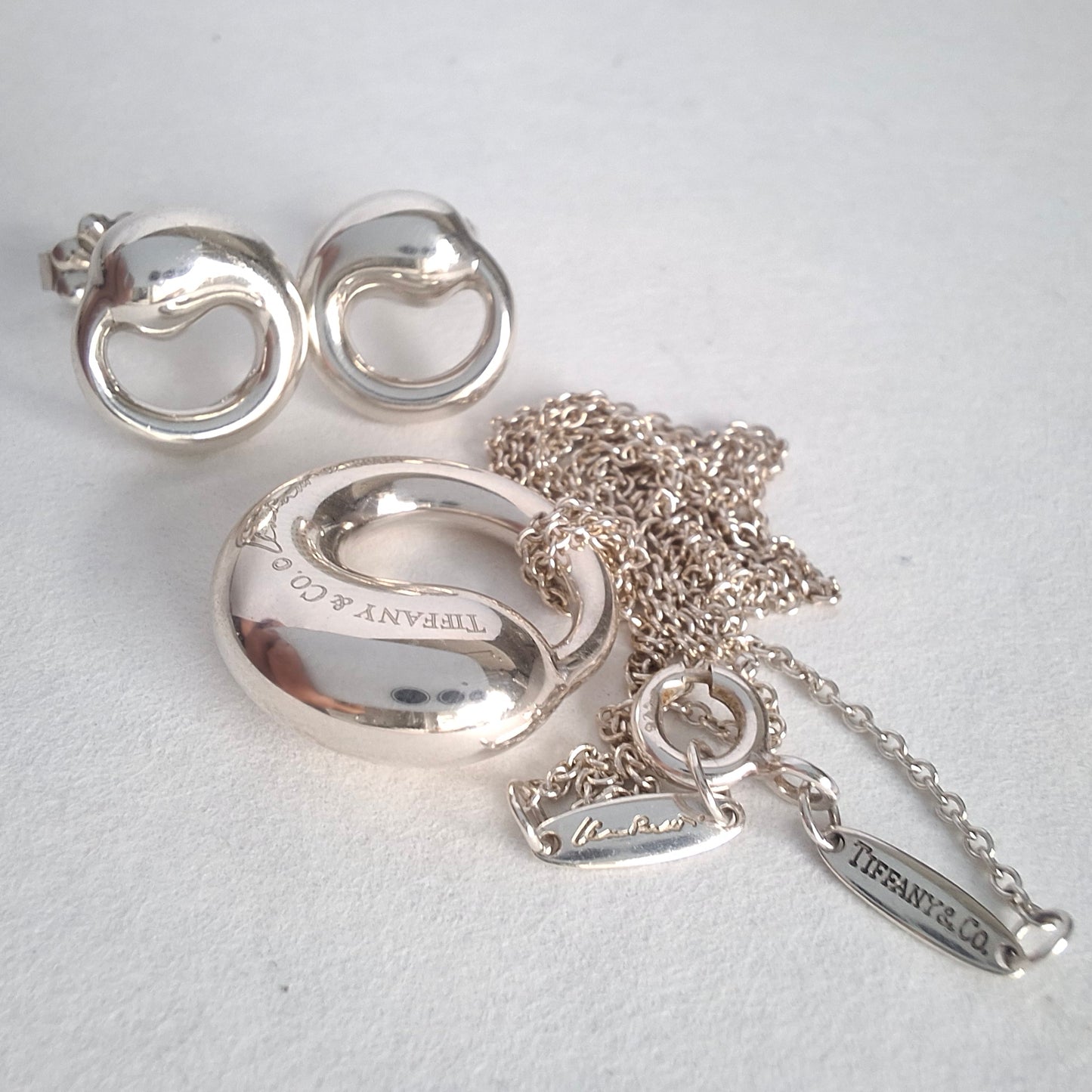 Tiffany & Co Elsa Peretti Design Eternal Circle Necklace and Earrings Set with original receipt from Tiffany Bond Street