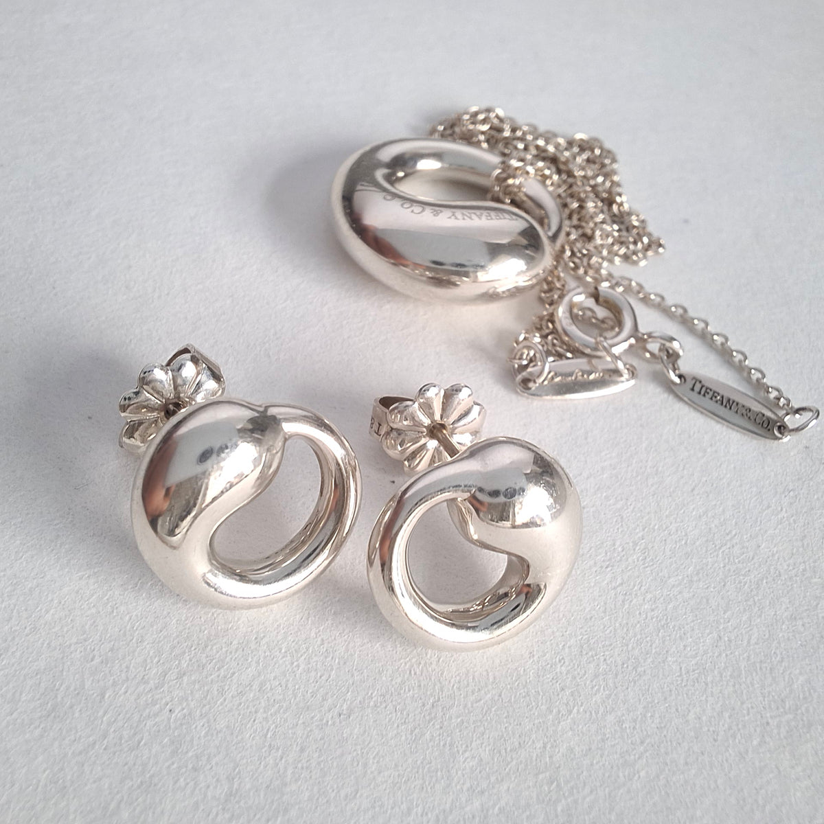 Tiffany & Co Elsa Peretti Design Eternal Circle Necklace and Earrings Set with original receipt from Tiffany Bond Street