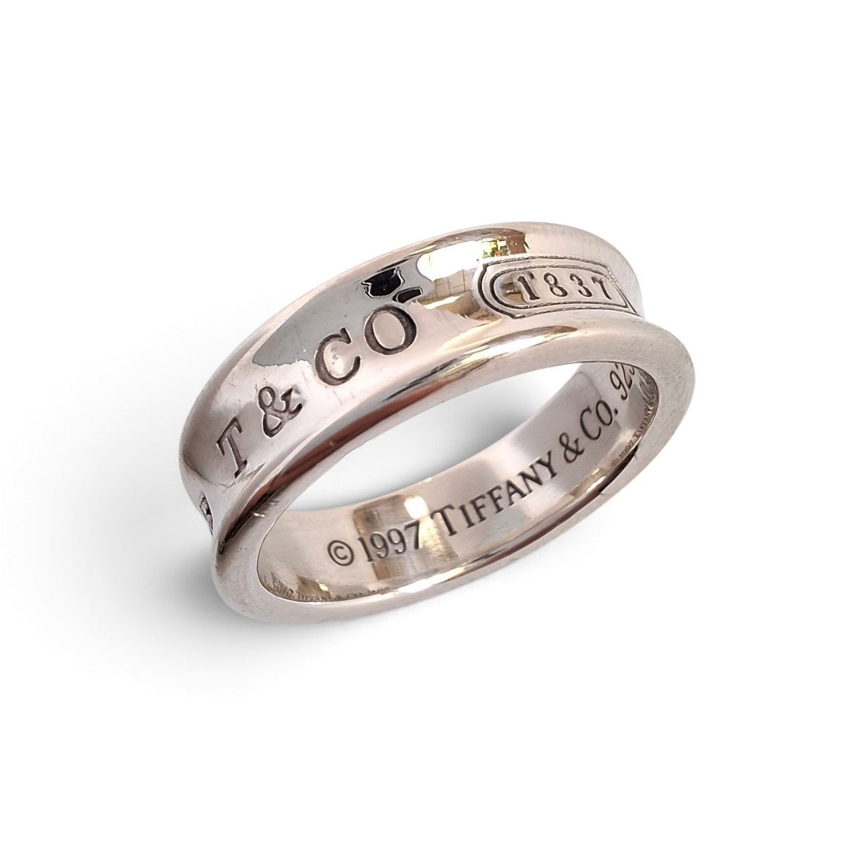 Vintage Tiffany & Co 1837 Medium Band Ring in Sterling Silver UK size V - US 10 3/4
