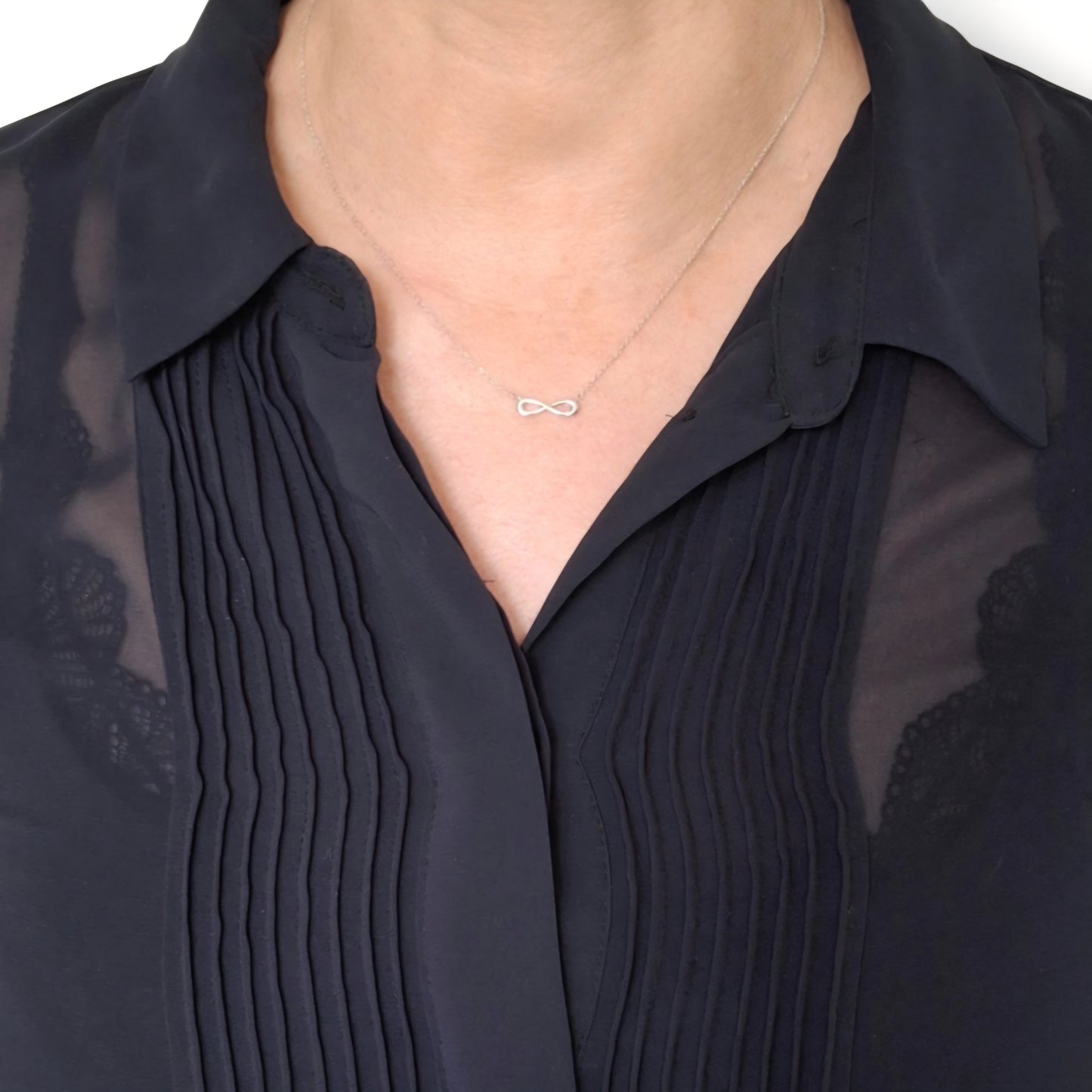 Tiffany & Co Infinity Necklace in Sterling Silver