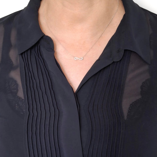 Tiffany & Co Infinity Necklace in Sterling Silver