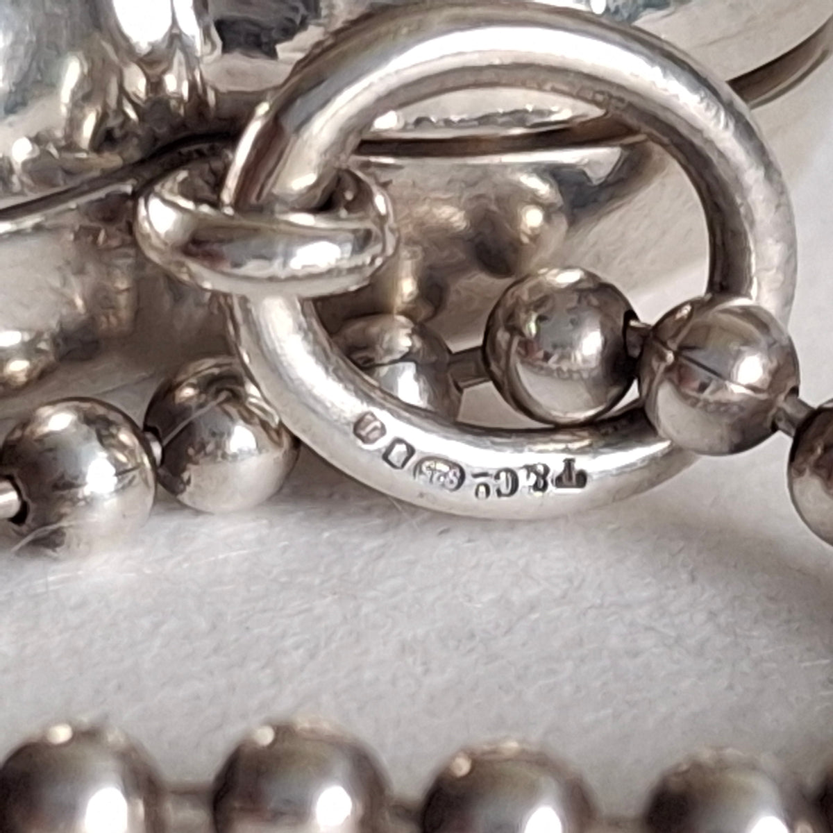 Vintage Tiffany & Co Italy Hallmarked Sterling Silver Opening Locket Pendant Necklace