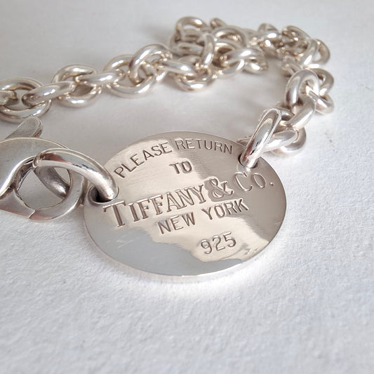 Vintage Please Return to Tifffany New York Oval Tag Necklace in Sterling Silver