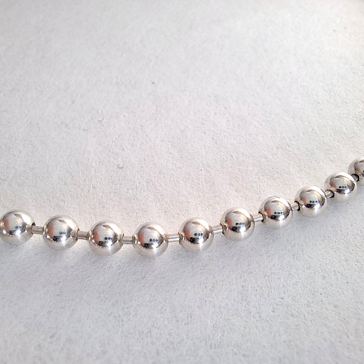 Gucci Love Heart Toggle Clasp Boule Bead Necklace in Hallmarked Sterling Silver