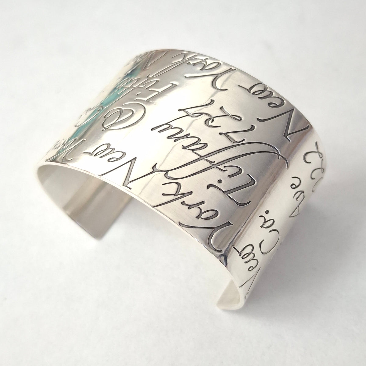 Tiffany & Co 727 Fifth Avenue New York Notes Italic Script Cuff Bracelet in Sterling Silver