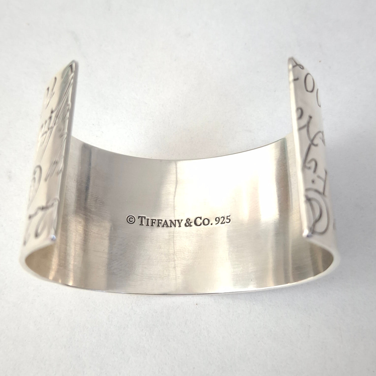 Tiffany & Co 727 Fifth Avenue New York Notes Italic Script Cuff Bracelet in Sterling Silver