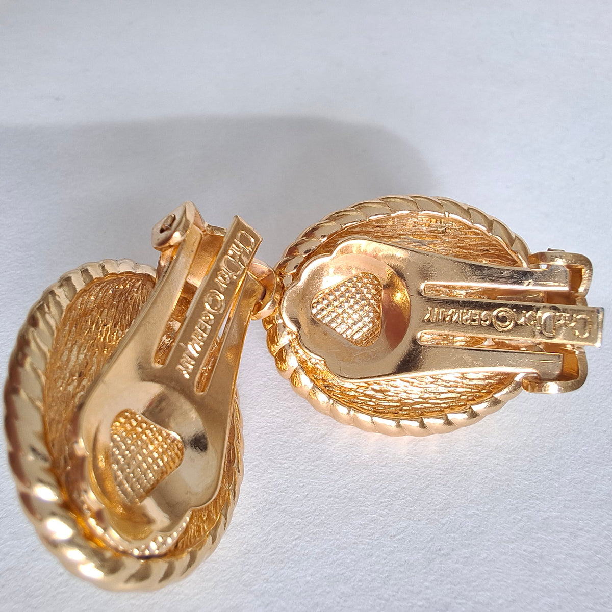 Vintage Christian Dior Oval Pearl Gold Plated Clip-on Earring