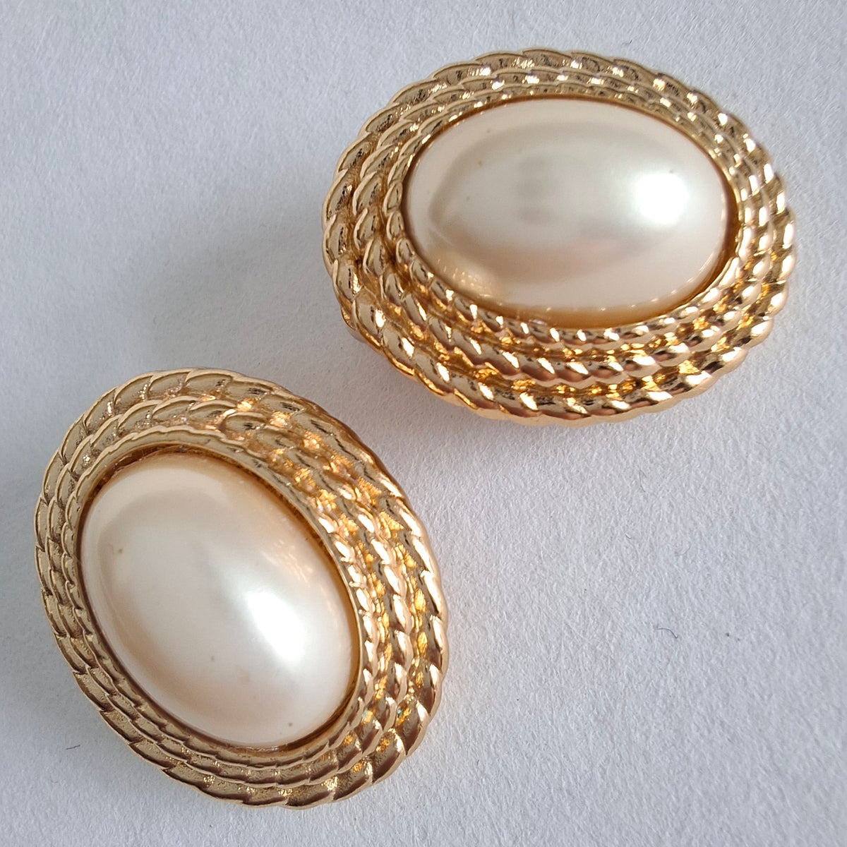 Vintage Christian Dior Oval Pearl Gold Plated Clip-on Earring