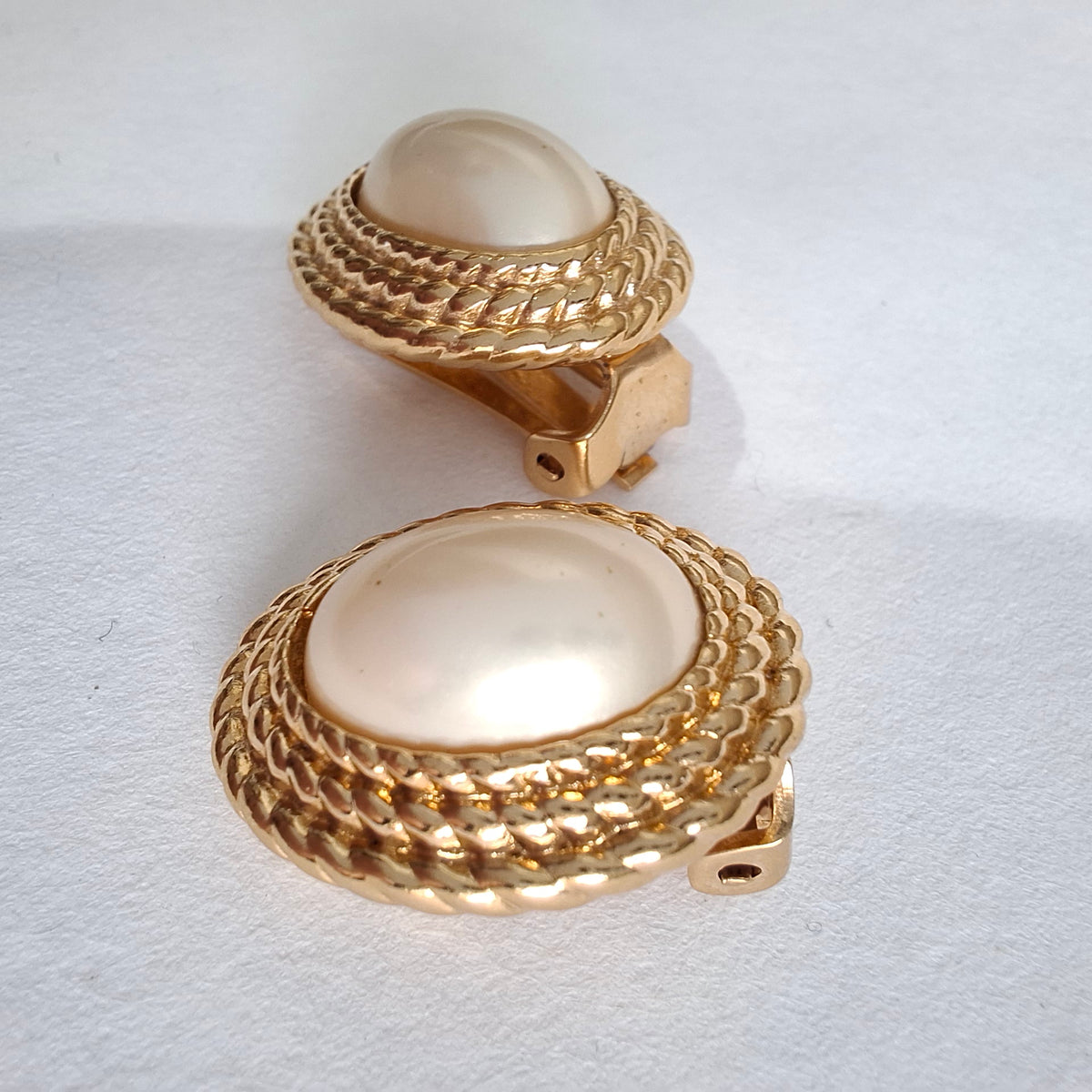 Vintage Christian Dior Oval Pearl Gold Plated Clip-on Earring